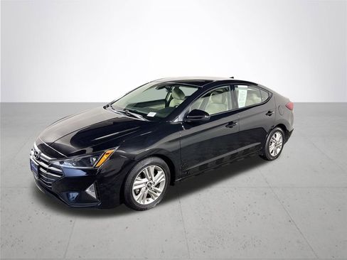Used 2019 Hyundai Elantra SEL image 2