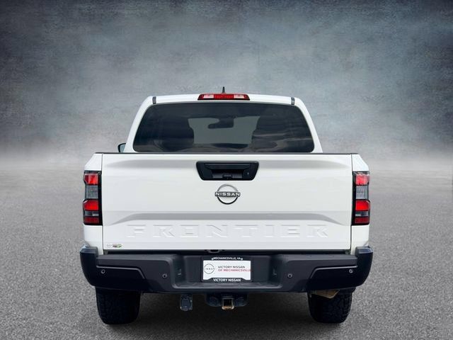 Used 2022 Nissan Frontier S w/ Technology Package RWD image 3