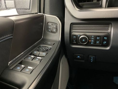 New 2026 Ford F250 Platinum image 21