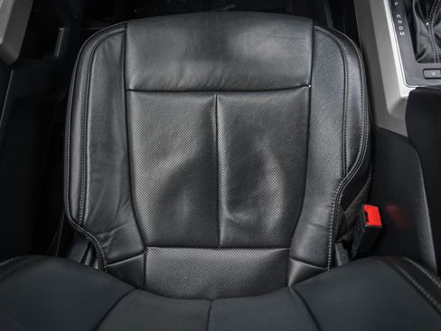 Used 2020 Ford F150 Lariat w/ Equipment Group 502A Luxury image 32