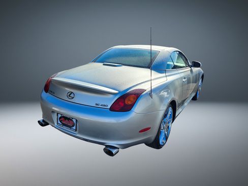 Used 2002 Lexus SC 430 Convertible image 3