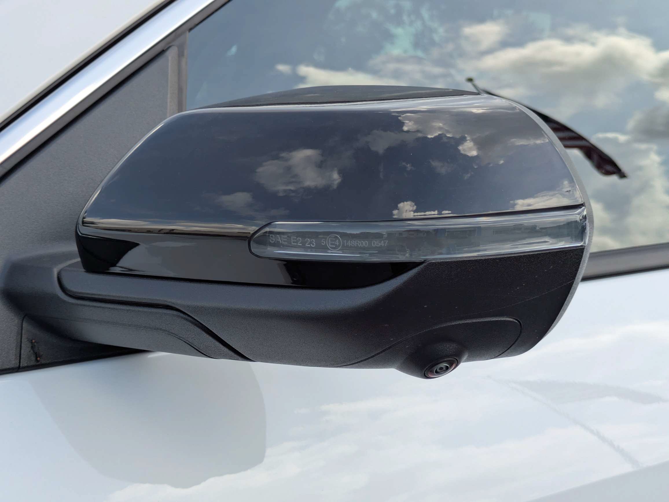 New 2027 Chevrolet Traverse LT w/ Driver Confidence Package FWD image 34