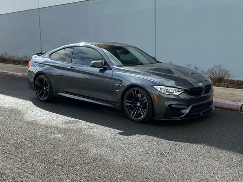 Used 2015 BMW M4 Coupe RWD image 7