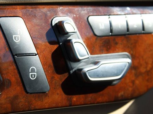 Used 2016 Mercedes-Benz GLE 350 4MATIC w/ Premium Package image 30