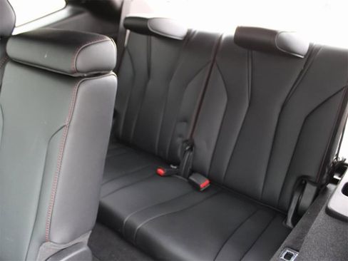 Used 2023 Acura MDX A-Spec image 12