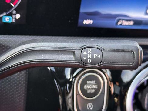 Used 2025 Mercedes-Benz CLA 250 4MATIC image 29