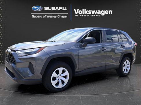Used 2024 Toyota RAV4 LE FWD image 4