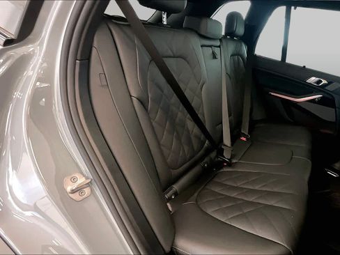 Used 2026 BMW X5 sDrive40i w/ Executive Package RWD image 20