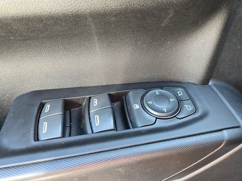 Used 2022 Chevrolet Silverado 1500 W/T w/ WT Convenience Package AWD/4WD image 35
