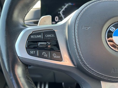 Used 2023 BMW X7 xDrive40i w/ Executive Package AWD/4WD image 19