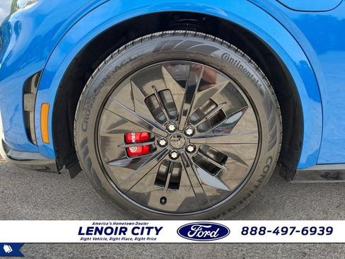 Used 2025 Ford Mustang Mach-E GT AWD/4WD image 9