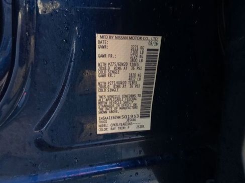 Used 2017 Nissan Titan Platinum Reserve image 30