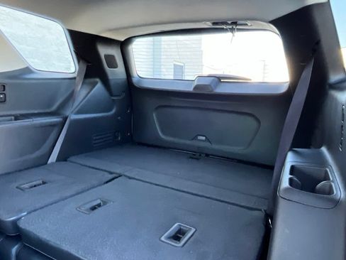 Used 2021 Chevrolet Traverse High Country AWD/4WD image 29