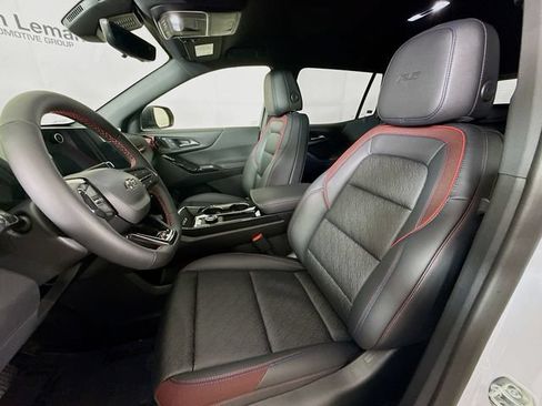 New 2026 Chevrolet Equinox RS w/ Convenience Package III AWD/4WD image 22