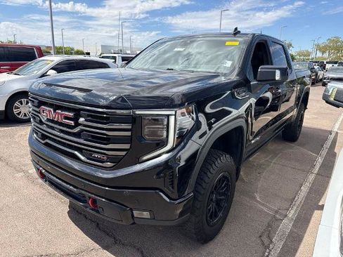 Used 2024 GMC Sierra 1500 Elevation w/ Elevation Premium Package AWD/4WD image 2