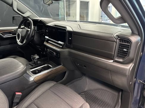 Used 2023 Chevrolet Silverado 1500 RST AWD/4WD image 11
