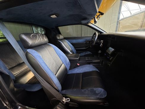 Used 1989 Chevrolet Camaro IROC-Z RWD image 18