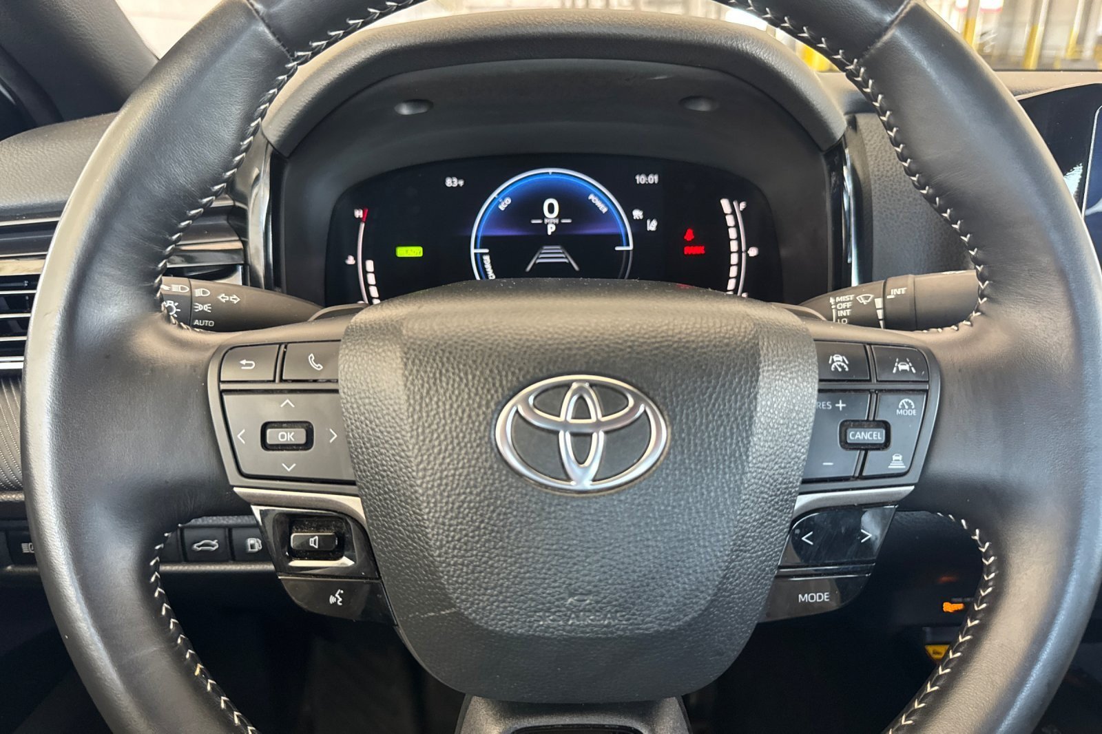 Certified 2025 Toyota Camry SE FWD image 21