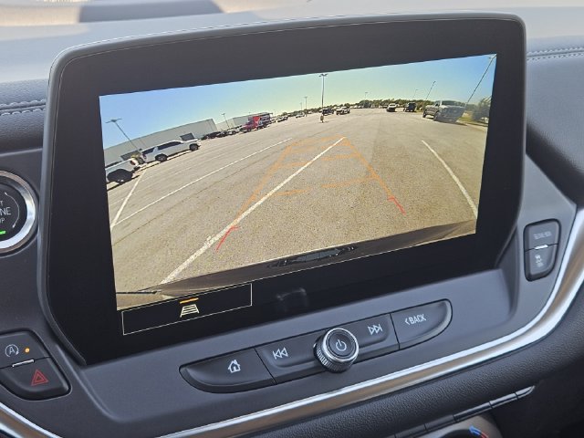 Used 2025 Chevrolet Blazer LT FWD image 18