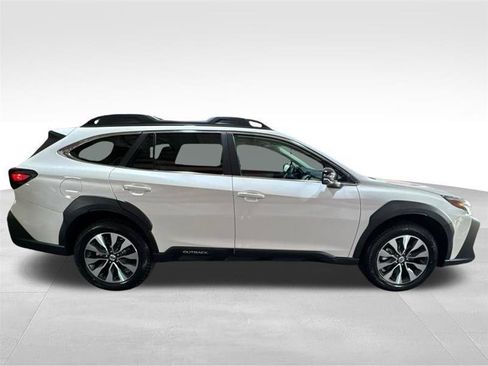 Used 2024 Subaru Outback Limited AWD/4WD image 4