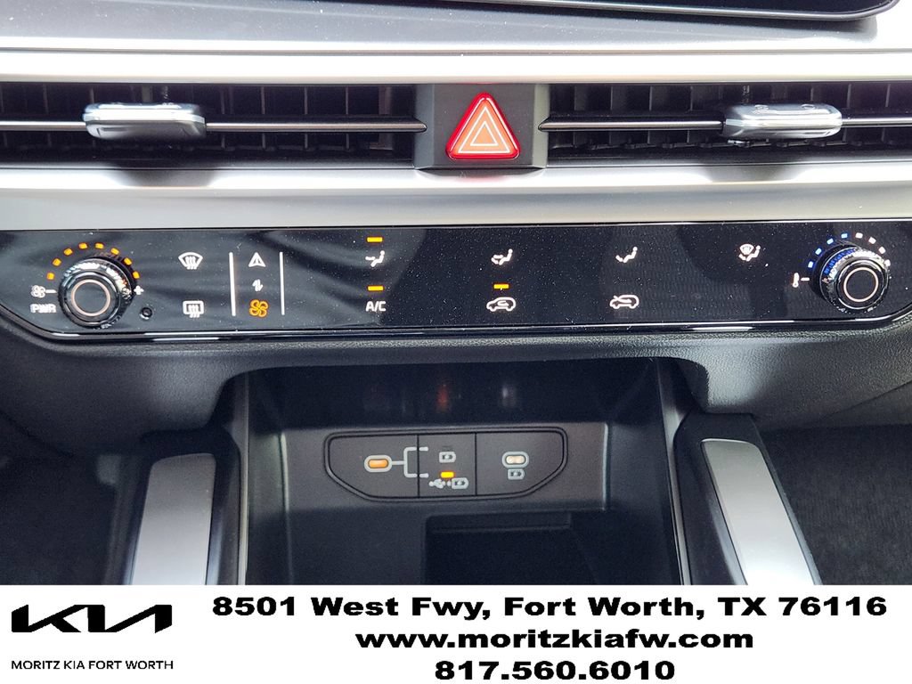 New 2026 Kia Sorento LX FWD image 14