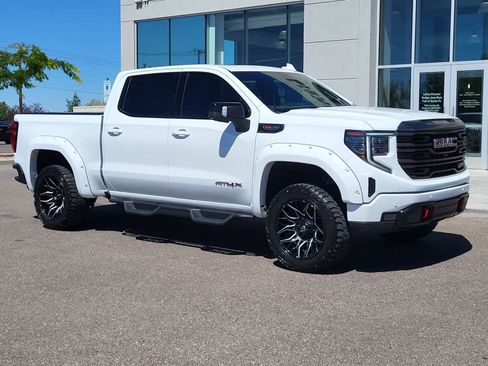 Used 2023 GMC Sierra 1500 AT4X AWD/4WD image 3