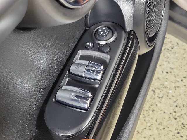 Used 2023 MINI Cooper S FWD image 21
