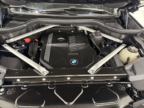 Used 2020 BMW X5 xDrive40i w/ M Sport Package AWD/4WD image 43