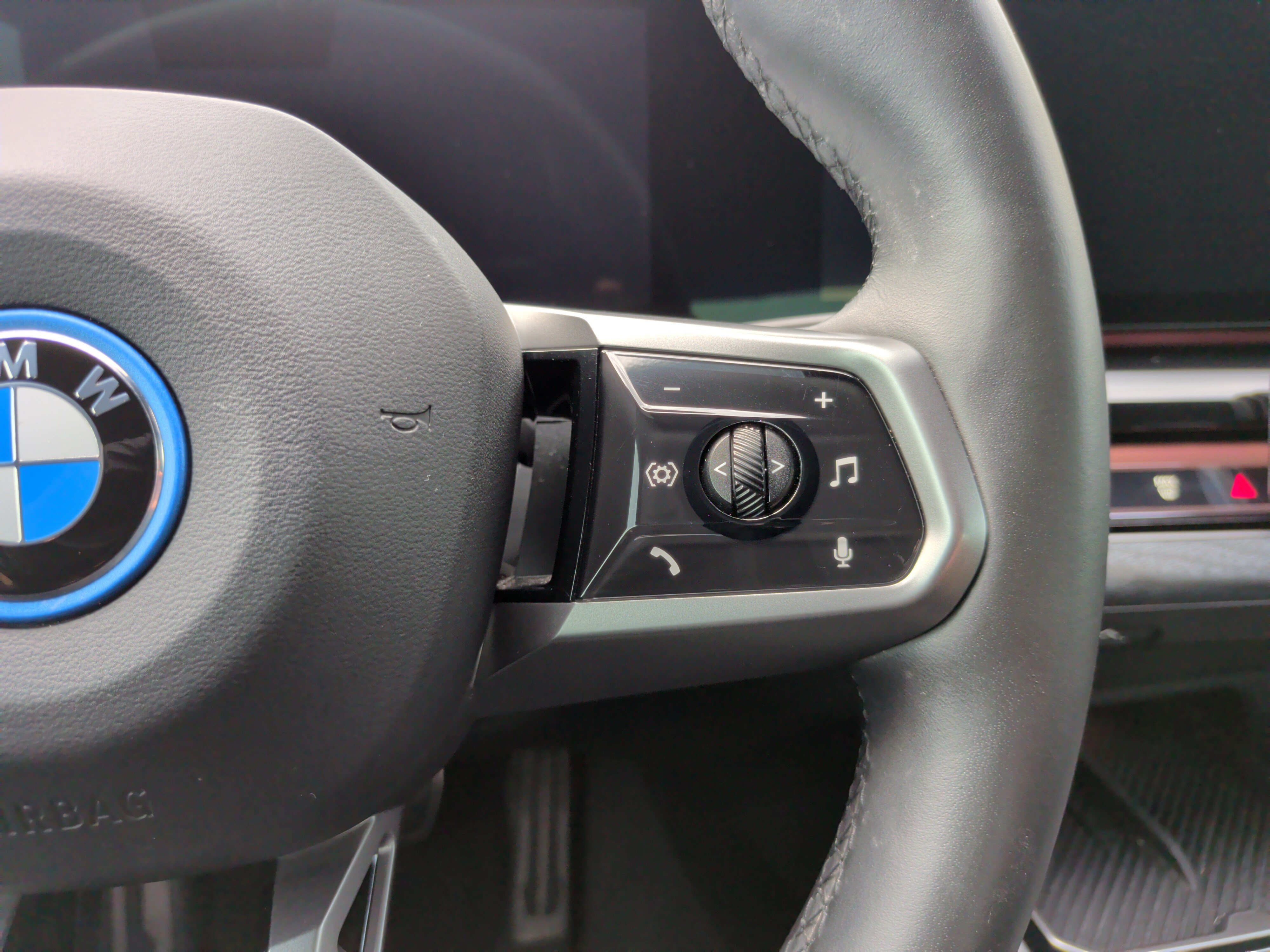Certified 2024 BMW i5 eDrive40i w/ M Sport Package RWD image 22