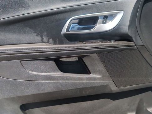 Certified 2017 Chevrolet Equinox LS image 19