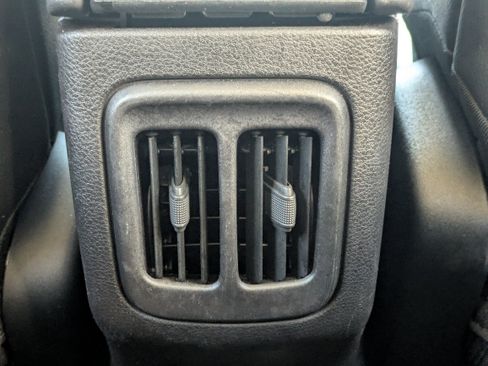 Used 2019 Jeep Compass Altitude image 21