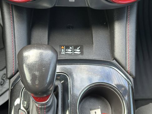 Used 2021 Chevrolet Blazer RS w/ Enhanced Convenience Package image 32