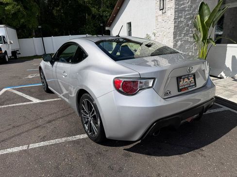 Used 2014 Scion FR-S RWD image 13