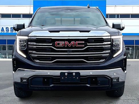 Used 2024 GMC Sierra 1500 SLT w/ SLT Premium Plus Package image 2