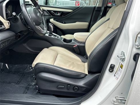 Used 2022 Subaru Outback Limited image 9