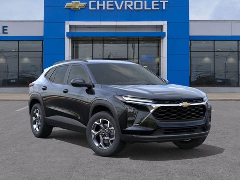 New 2026 Chevrolet Trax LT image 7