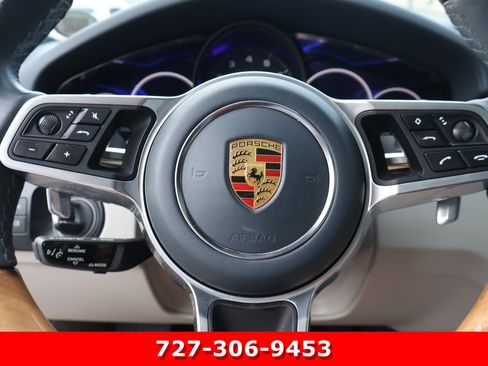 Used 2022 Porsche Cayenne AWD/4WD image 22