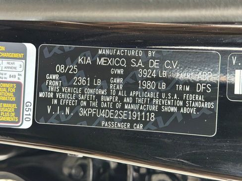 Used 2025 Kia K4 EX image 38