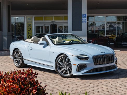 Used 2025 Bentley Continental GT Speed image 14