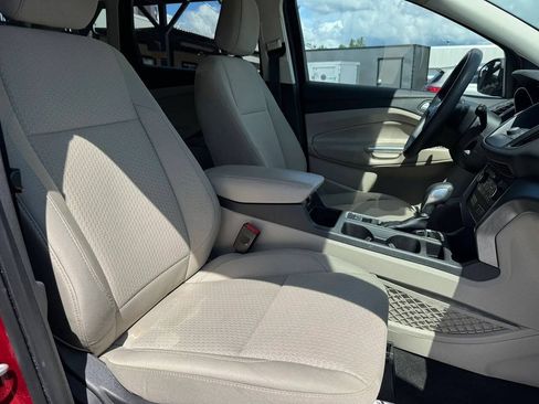 Used 2019 Ford Escape SE AWD/4WD image 17