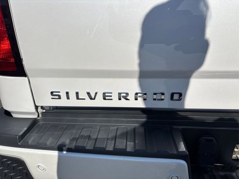 Used 2018 Chevrolet Silverado 3500 High Country image 15