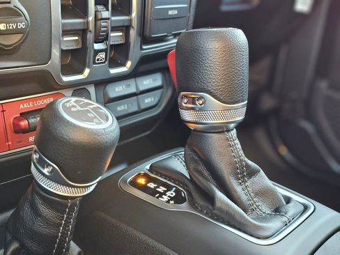 New 2026 Jeep Gladiator Willys image 15