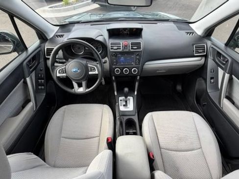 Used 2017 Subaru Forester 2.5i w/ Alloy Wheel Package AWD/4WD image 18