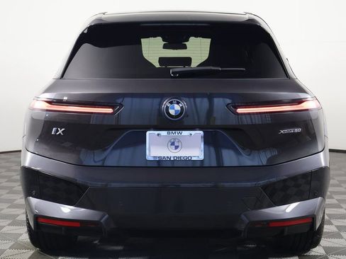 Used 2024 BMW iX xDrive50 w/ Sport Package AWD/4WD image 5