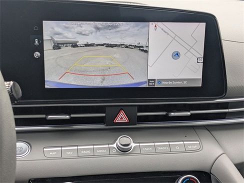 Used 2024 Hyundai Elantra SEL image 22