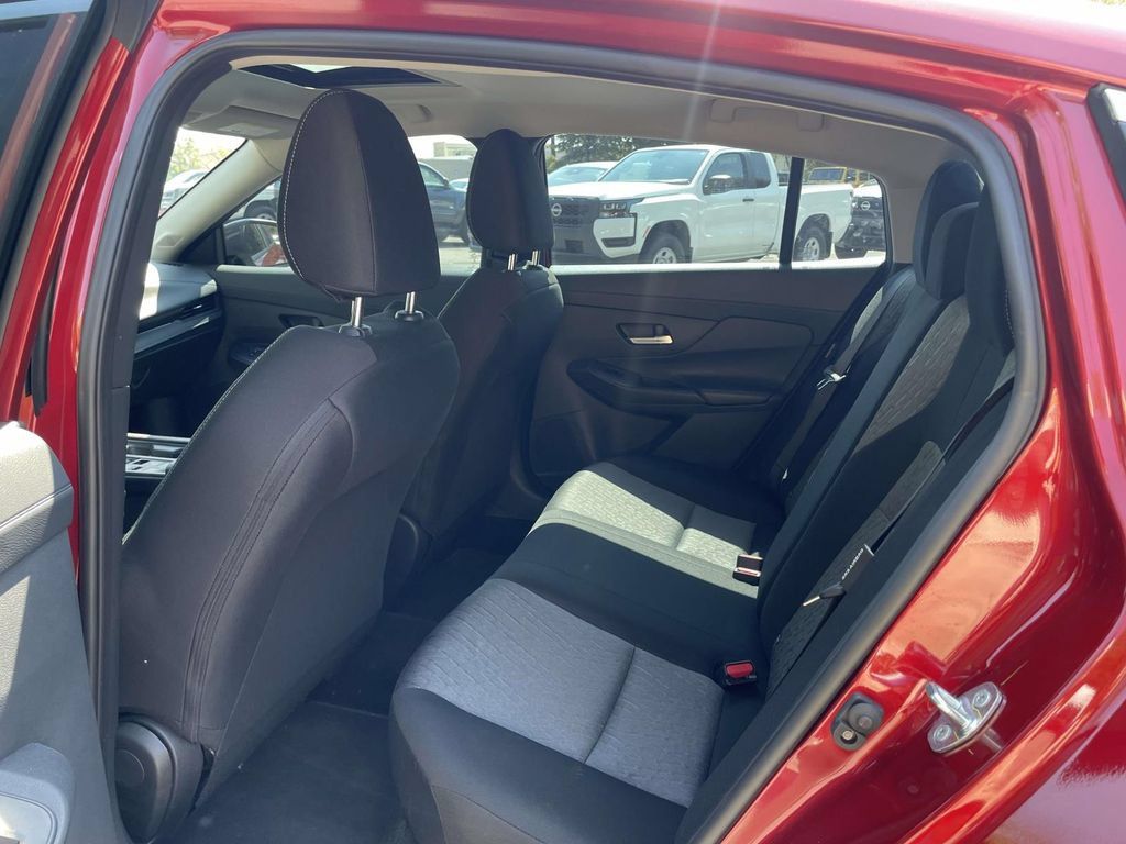Used 2026 Nissan Sentra SV w/ SV Convenience Package FWD image 13