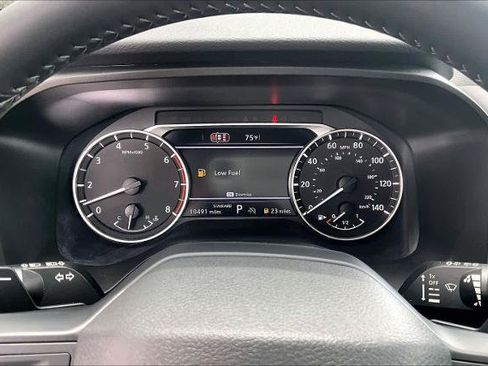 Certified 2026 Nissan Rogue SV FWD image 25