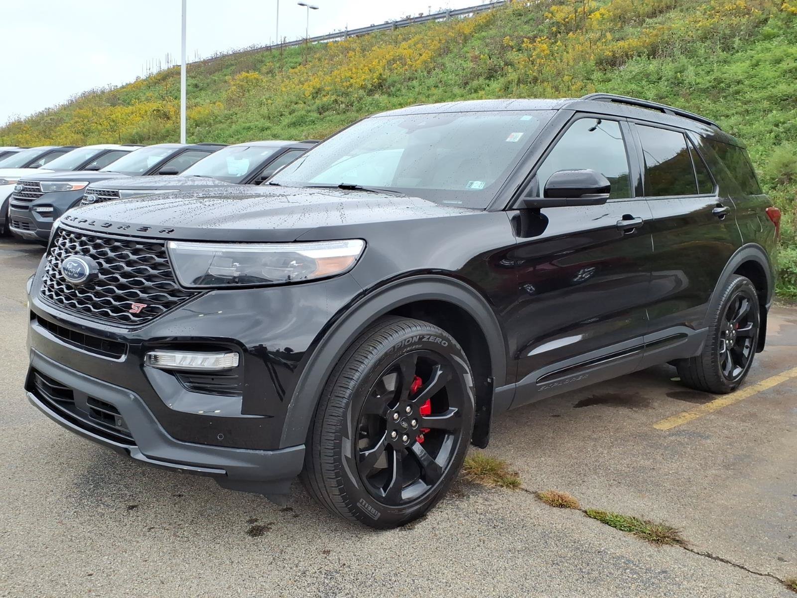 Certified 2023 Ford Explorer ST w/ Equipment Group 401A AWD/4WD image 3