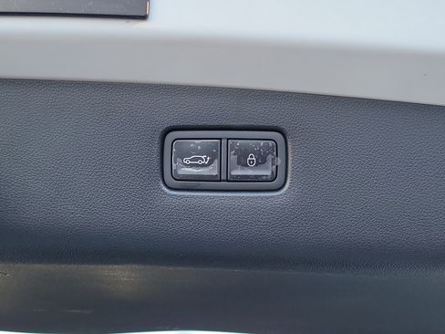 Certified 2026 Genesis GV70 2.5T image 18