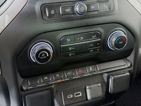 Used 2023 Chevrolet Silverado 1500 Custom w/ LPO, Dark Essentials Package image 31